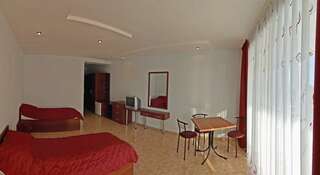 Гостиница Диптаун Севастополь Большой двухместный номер c 1 кроватью или 2 отдельными кроватями -14